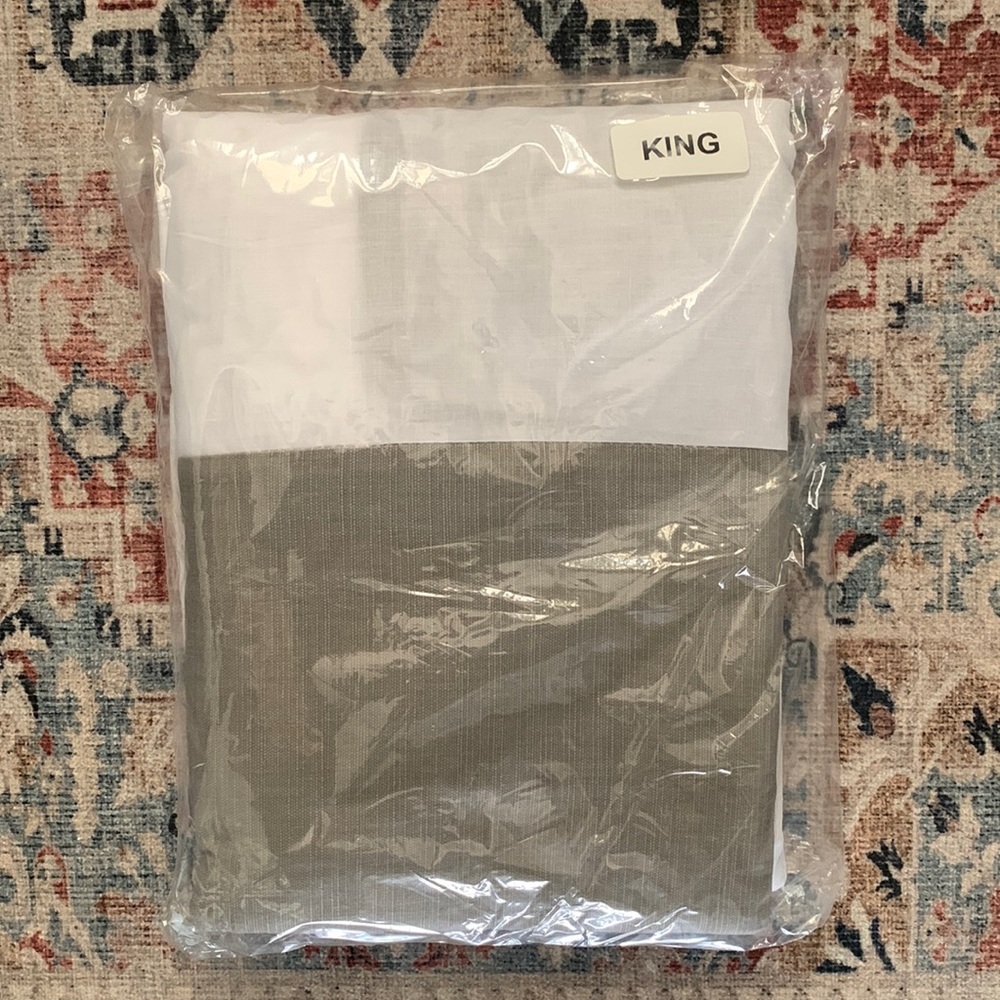 New!! Rose Tree King size Bedskirt